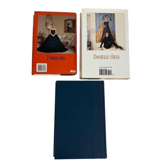 DANIELLE STEELE Books/Novels Lot/3 Hardcover Books Dustcovers Contemporary Women - Picture 2 of 10